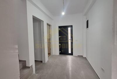 Casă individuală cu 5 camere cu Canalizare în Central - 16