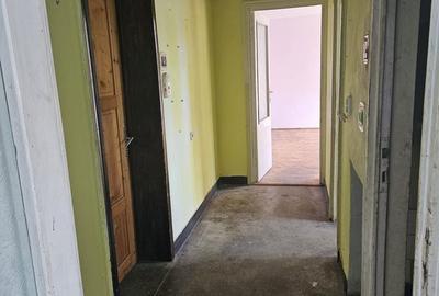 Apartament cu 2 camere decomandat în Central - 8