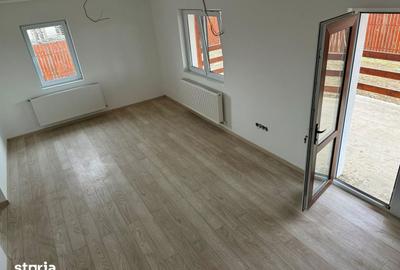 Casă cu 4 camere cu Teren 402 Mp în Central - 11