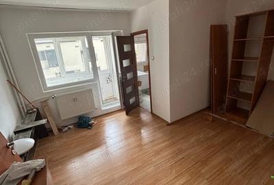 Particular Dristor garsoniera - 2