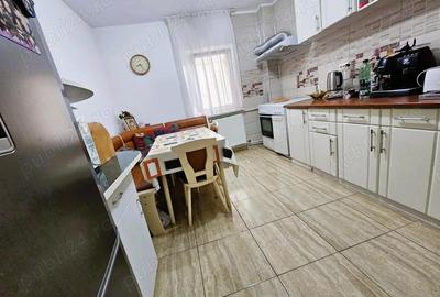 Apartament ---4 camere E3 - -etajul 3-MOBILAT - 10