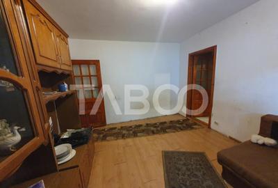 Apartament 2 camere semidecomandat parter 45mp zona Tudor Vl - 2