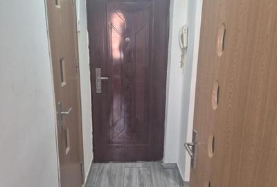 Garsoniera spatioasa si confortabila! CE1162 - 7
