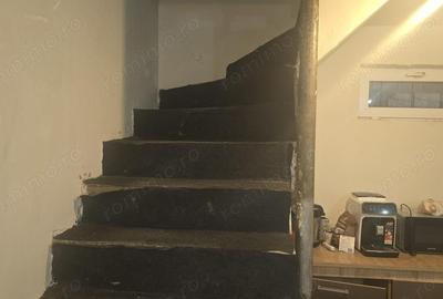 Casă cu 4 camere în Ceangăi - 12