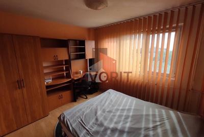 Garsonieră decomandată, mobilată în Complex Studențesc - 2