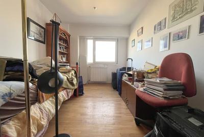 Apartament cu 4 camere decomandat în Complex Studențesc - 8