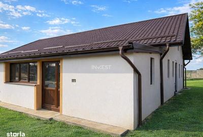 Casă cu 3 camere cu Teren 379 Mp în Bârnova