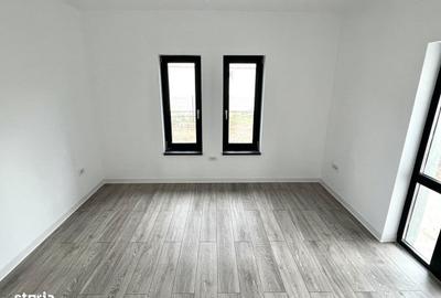 Casă cu 4 camere cu Teren 500 Mp în Holboca - 10