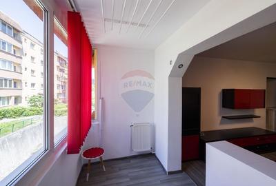 Apartament cu 3 camere decomandat în Central - 8