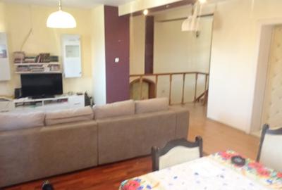 Casă cu 4 camere cu Teren 283 Mp în Micul Dallas - 3