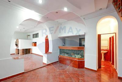 Spa?iu comercial de 160mp de inchiriat in zona Ultrace... Spa?iu comercial de 160mp de inchiriat in zona Ultrace... - 3