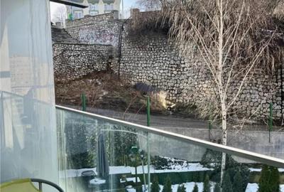 Garsonieră decomandată în Central - 8