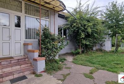 Casă cu 7 camere cu Canalizare în Semicentral - 3