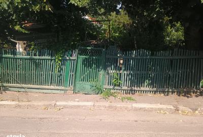Casă cu 3 camere cu Teren 379 Mp în Central - 5