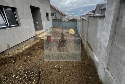 Casa/Villa , 5 camere, singur in curte - oras Codlea/Brasov - 2