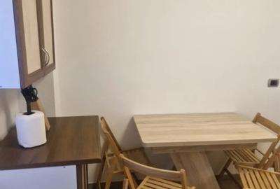 Apartament cu 3 camere semidecomandat în Micro 3 - 14