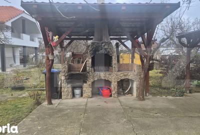 Casă cu 2 camere cu Teren 2910 Mp în Central - 8