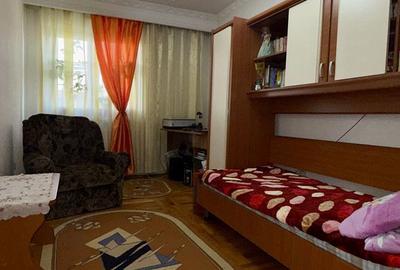 Apartament cu 3 camere decomandat în Central - 2