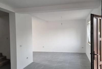 Vand 1 2 duplex constructie noua , cartier in dezvoltare - 1