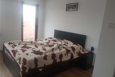 Casă cu 5 camere cu Teren 600 Mp în Cazasu - 2