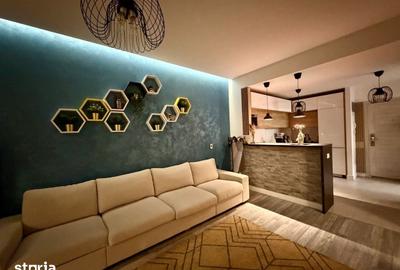 Apartament cu 2 camere semidecomandat, mobilat în Central