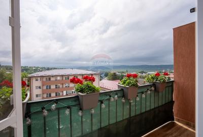 Apartament cu 3 camere semidecomandat, mobilat în Valea Lupului - 11