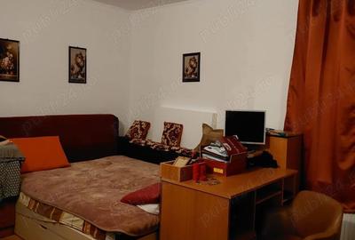 Apartament cu 2 camere decomandat în Central - 2