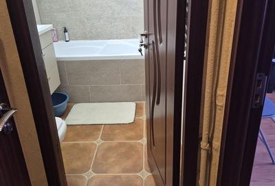 Apartament cu 4 camere semidecomandat în Crângași - 2