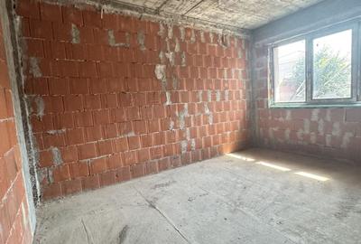 Casă cu Teren 462 Mp în Central
