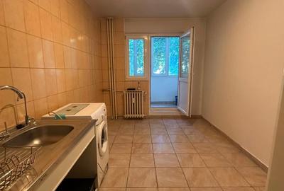 Apartament cu 4 camere în Tei