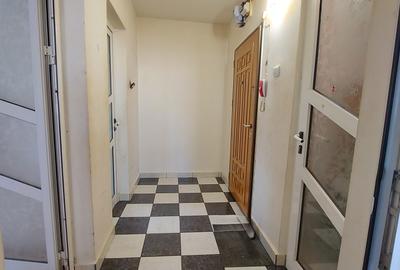 Apartament cu 3 camere semidecomandat în Basarabia - 13
