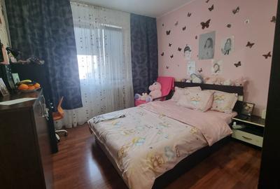 Apartament cu 3 camere decomandat în Apărătorii Patriei - 3
