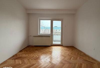 Apartament cu 3 camere decomandat în Tei - 11