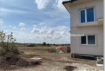 Teren Cumpana zona Betty Ice - 2