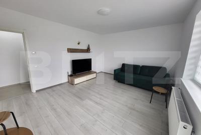 Apartament cu 3 camere decomandat, mobilat în Tractorul - 1