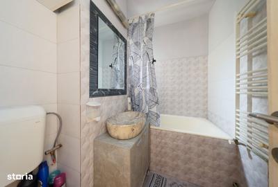 Apartament cu 3 camere decomandat în Florilor - 10