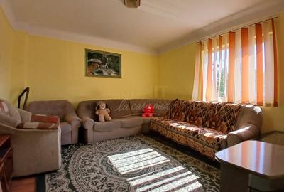 Casă individuală cu 4 camere cu Canalizare în Băicoi - 2