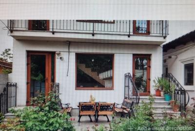 Apartament cu 3 camere decomandat în Berceni - 14