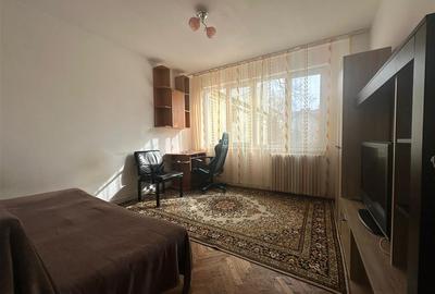 Apartament cu 3 camere decomandat în Tătărași - 7