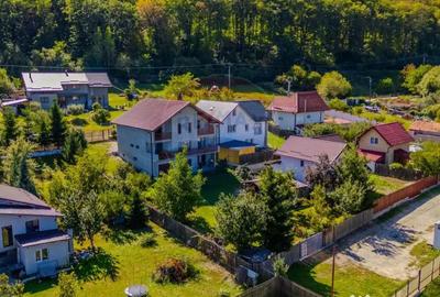 Casă cu 7 camere cu Garaj în Colonia 1 Mai - 5