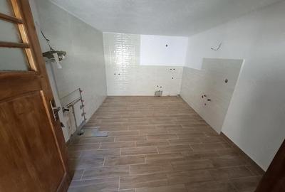 Casă cu 3 camere cu Teren 1850 Mp în Rod - 4