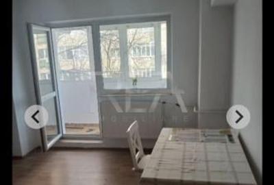 Apartament cu 3 camere semidecomandat, mobilat în Ghencea - 1