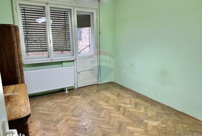 Casă cu 4 camere cu Teren 300 Mp în Ultracentral - 1