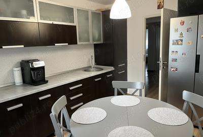 De vanzare apartament 3 camere - 9