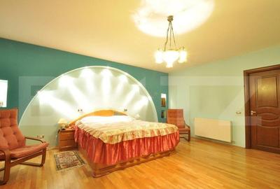 Casa individuala, 10 camere, 420mp, zona Nord - 23