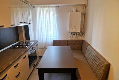 Apartament cu 2 camere decomandat în E3 - 2
