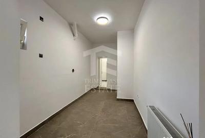Spațiu comercial, de 90 mp, în Central - 13