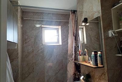 Apartament cu 3 camere decomandat în Găvana - 4