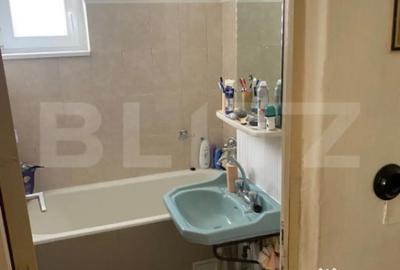 Apartament cu 3 camere semidecomandat în Central - 2