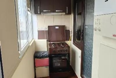 Apartament cu 2 camere decomandat în Micro 9 - 8